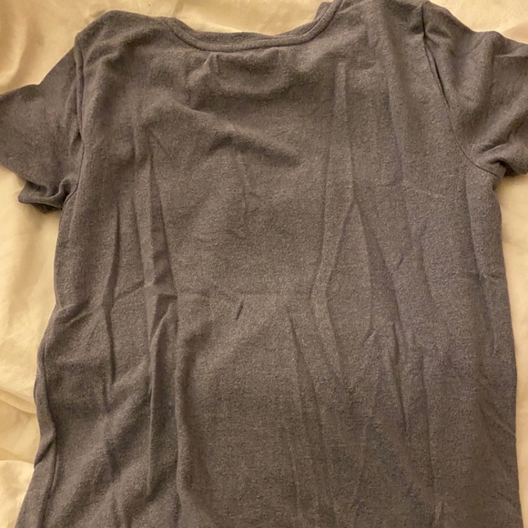 t-shirt - Picture 2 of 2